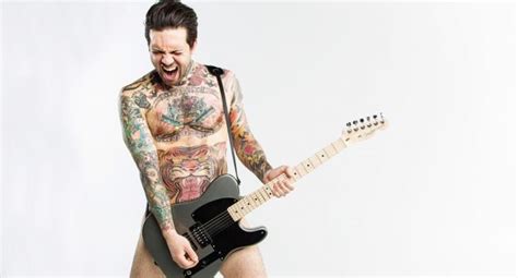 Dec 18, 2020 · Dubbed ‘Small Hands’ due to his (relatively) tiny mitts, he is married to one of our other hot tattooed porn stars, Joanna Angel. On XVideos he is currently ranked in the top 150 male pornstars in North America and has over 52 million views on his content. 
